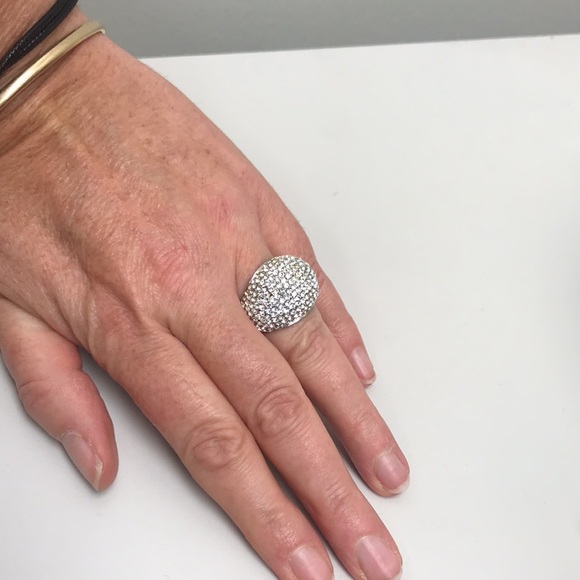Gorgeous crystal cocktail ring - Picture 4 of 6